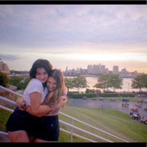 Meet your Posher, Mia